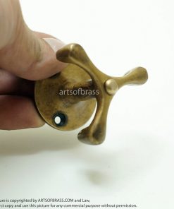 1.49" 2 pcs Vintage Retro Pivot Swivel Handle Knob Brass Cabinet Pulls 16 DSC009781 resize