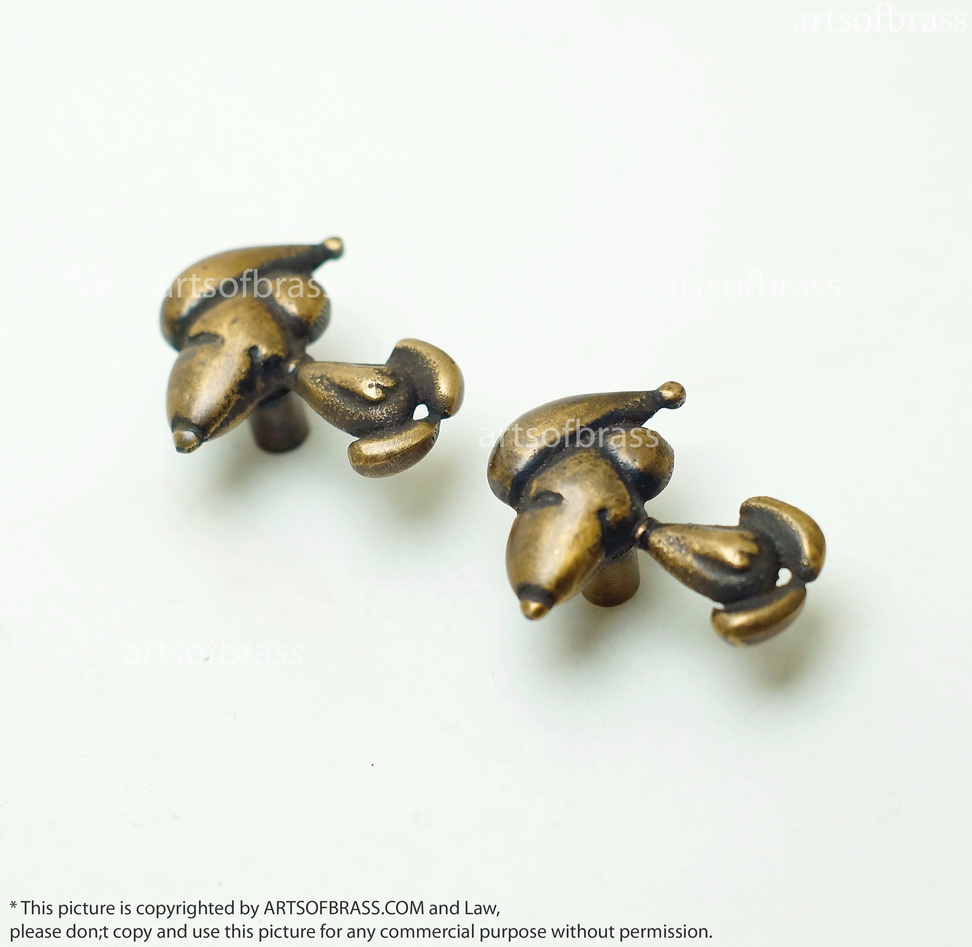1.57" 4 pcs Disney Peanuts Snoopy & Charlie Brown Dog cartoon Figurine Solid Brass Cabinet Drawer Handle Pulls N255 5 1.57" 4 pcs Disney Peanuts Snoopy & Charlie Brown Dog cartoon Figurine Solid Brass Cabinet Drawer Handle Pulls N255 - Image 3