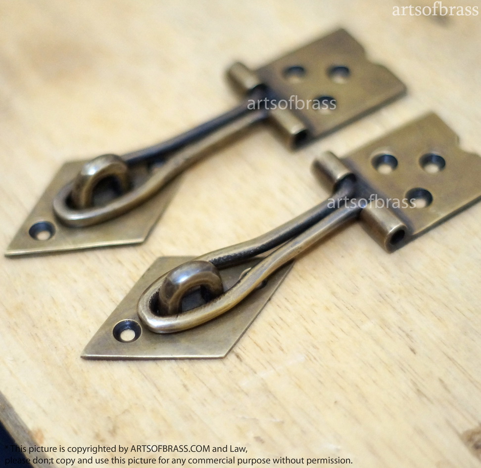 4.72" Lot of 2 pcs Vintage Door BOX LATCH Lock Gate Arrow cast Solid Brass 4 4.72" Lot of 2 pcs Vintage Door BOX LATCH Lock Gate Arrow cast Solid Brass - Image 2