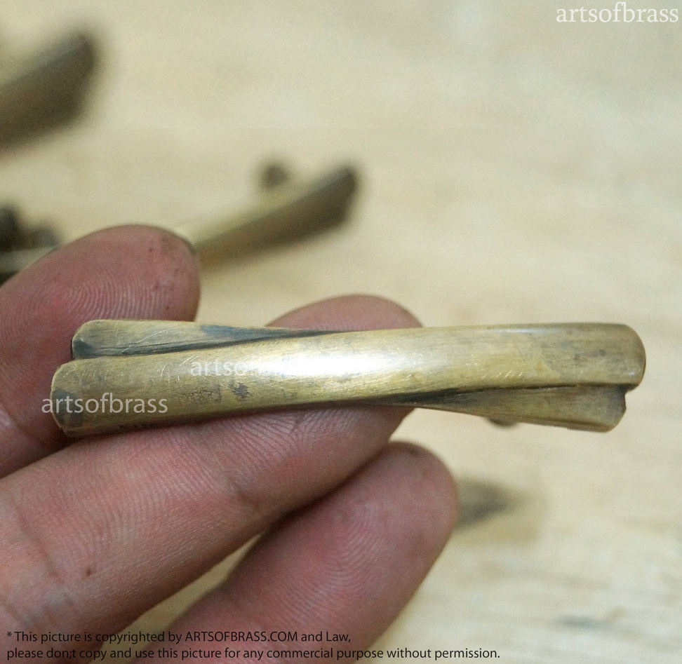 2.55" inches 4 pcs Vintage Retro wooden cross Solid Brass Antique Cabinet Drawer Door Handle Pulls C104 7 2.55" inches 4 pcs Vintage Retro wooden cross Solid Brass Antique Cabinet Drawer Door Handle Pulls C104 - Image 5
