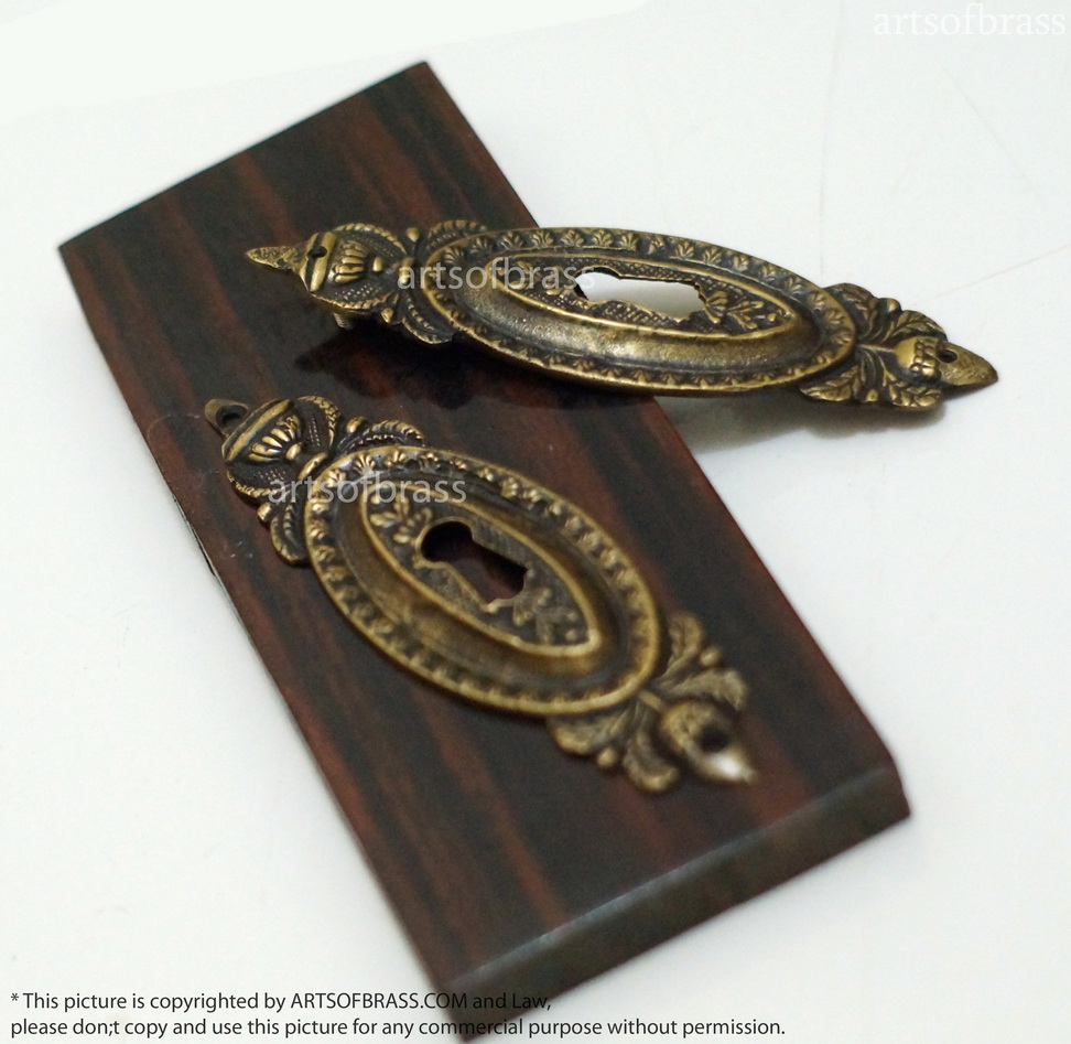 4.80" 2 pcs Vintage Brass Victorian Garden Key Hole Door Key Hole Plate 5 4.80" 2 pcs Vintage Brass Victorian Garden Key Hole Door Key Hole Plate - Image 3