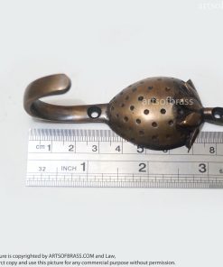 3.30" 3 pcs Vintage Hook Strawberry Fruit Garden Brass Wall HOOK Hanger 13 DSC1256 resize 1