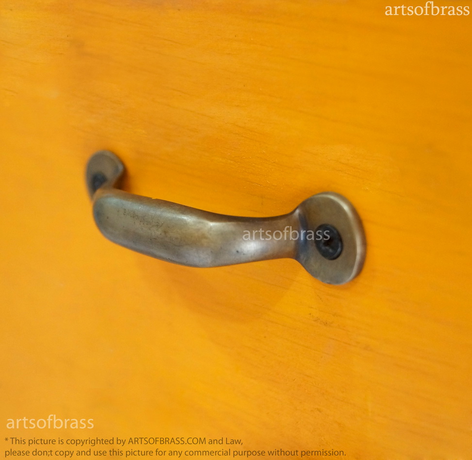 3.30" 4 pcs Vintage Solid Brass RETRO Simple Pull KNOBS DRAWER Pulls Handle 6 3.30" 4 pcs Vintage Solid Brass RETRO Simple Pull KNOBS DRAWER Pulls Handle - Image 4