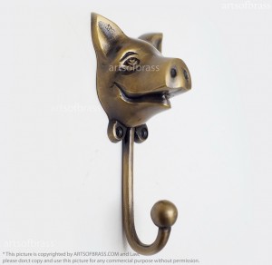 BABY PIG WALL HOOK HAT COAT HANGER