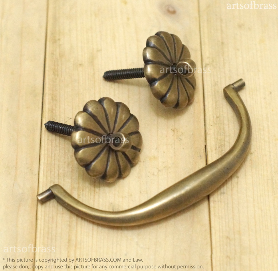 Elegant Brass Cabinet Knob and Bail Handle Set – Classic Rosette Drawer Pull - 5.51" in 10 decorative brass drawer pull set with rosette design