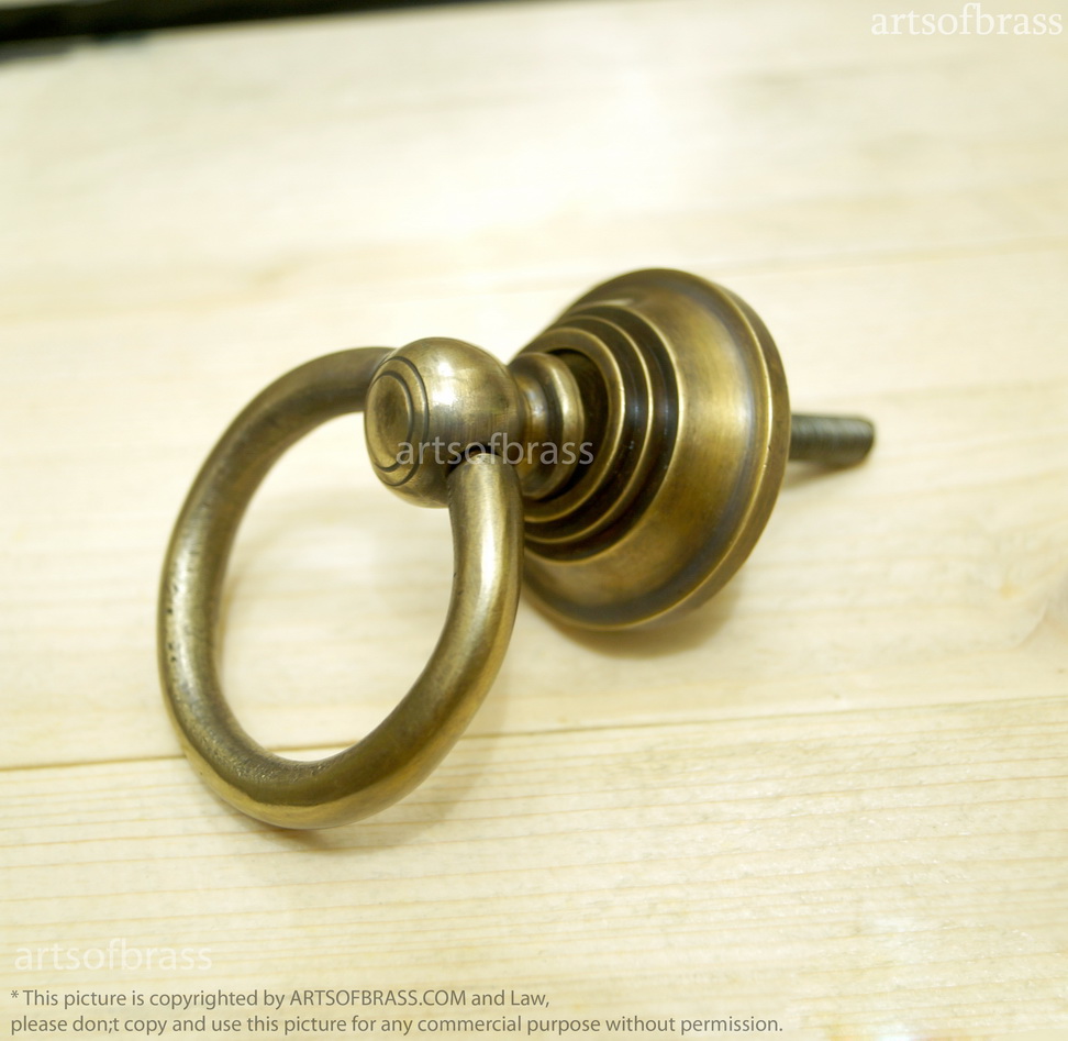Lot of 2 pcs Vintage Brass Round Drawer Pulls Antique Cabinet Brass KNOB 8 Lot of 2 pcs Vintage Brass Round Drawer Pulls Antique Cabinet Brass KNOB - Image 6